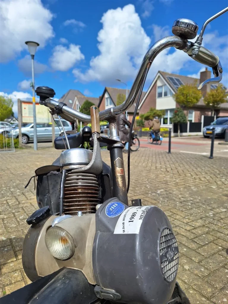 Café de Klimop solex toertocht Sint MaartenWest-Friesland 05