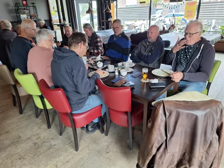 Café de Klimop solex toertocht Sint Maarten West-Friesland 02