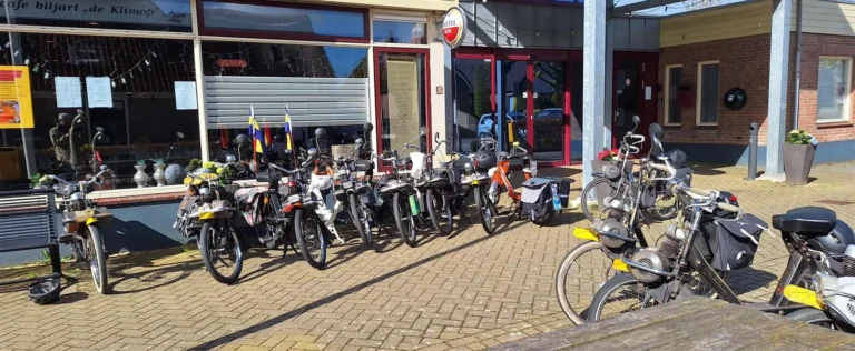 Café de Klimop solex toertocht Sint Maarten West-Friesland